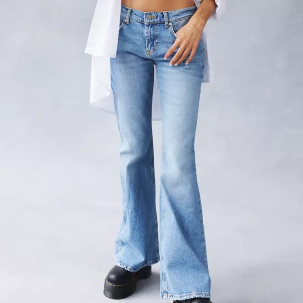 Urban Outfitters BDG Low-Rise Flare Jean